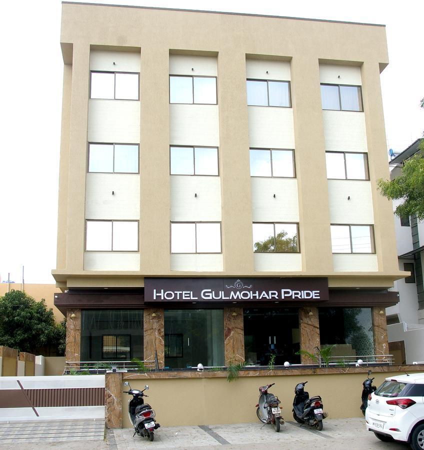 Hotel Gulmohar Pride Ahmednagar Exterior photo